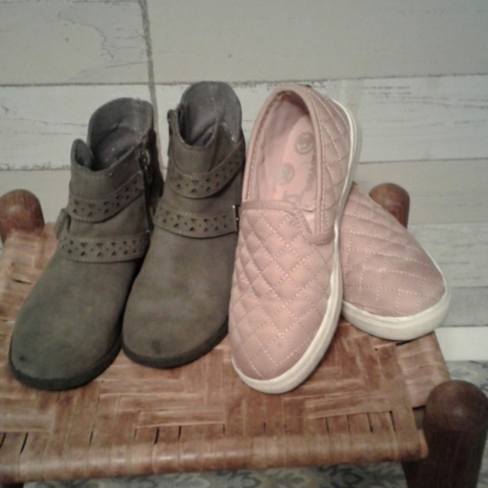 2 pair girls shoes